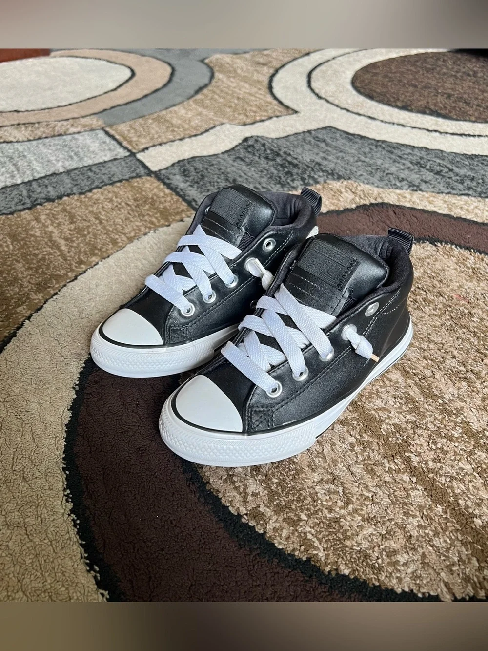 Converse Kids' Street Mid Top Leather Sneakers Size 13C